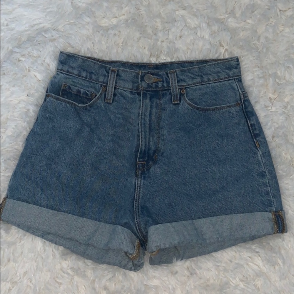 BDG High Rise Mom Shorts